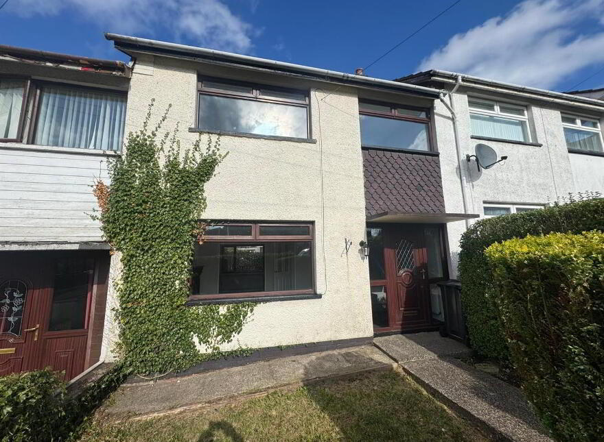 42 Queens Avenue, Glengormley, Newtownabbey, BT36 5HU photo