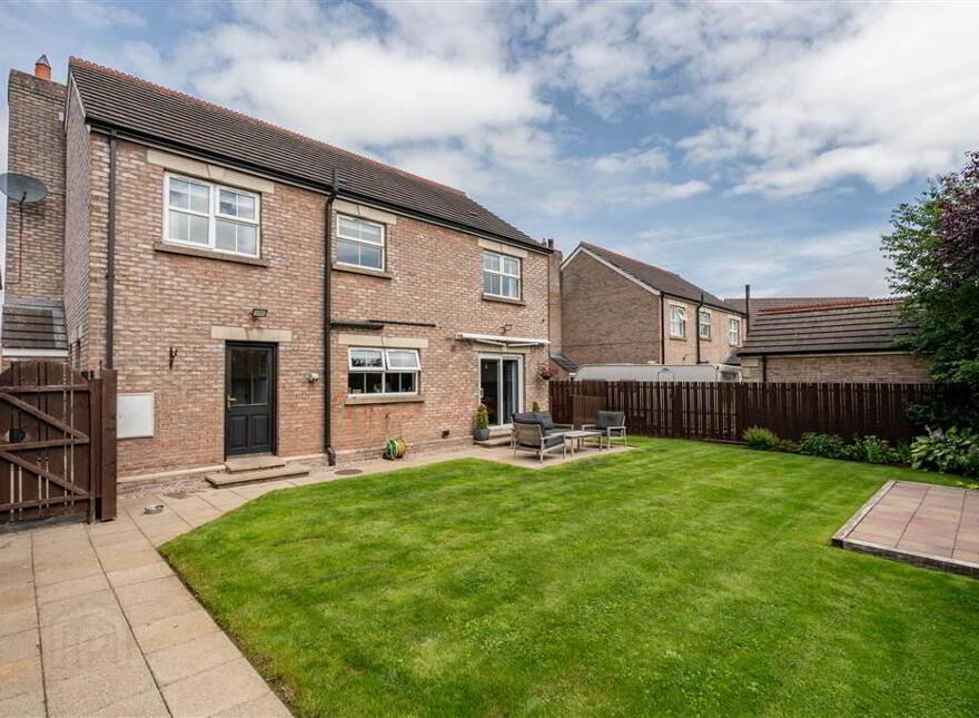 18 Rosses Farm, Ballymena, BT42 2SG