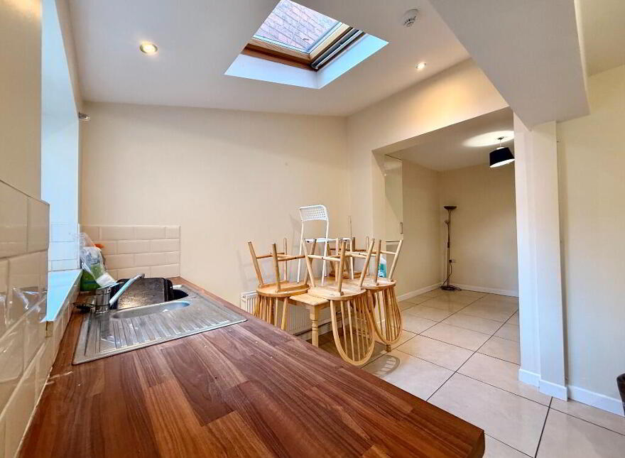 72 Edinburgh Street, Belfast, BT9 7DT
