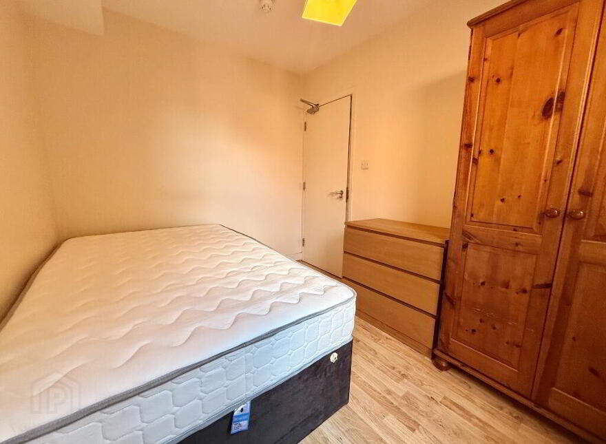 72 Edinburgh Street, Belfast, BT9 7DT