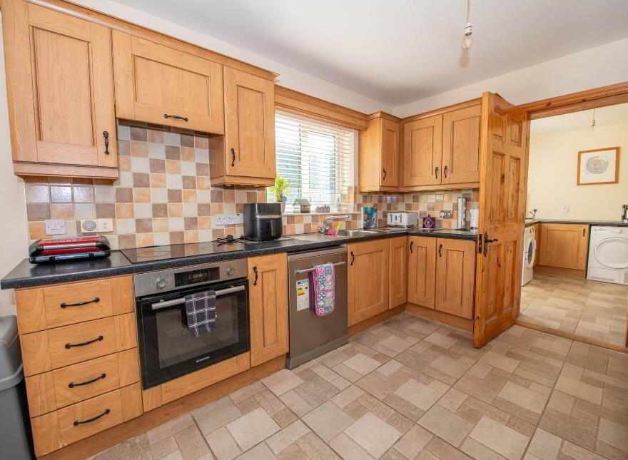 38 Beechwood Park, Convoy, F93X376