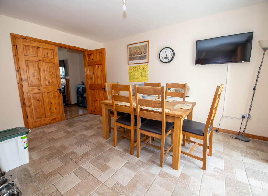 38 Beechwood Park, Convoy, F93X376