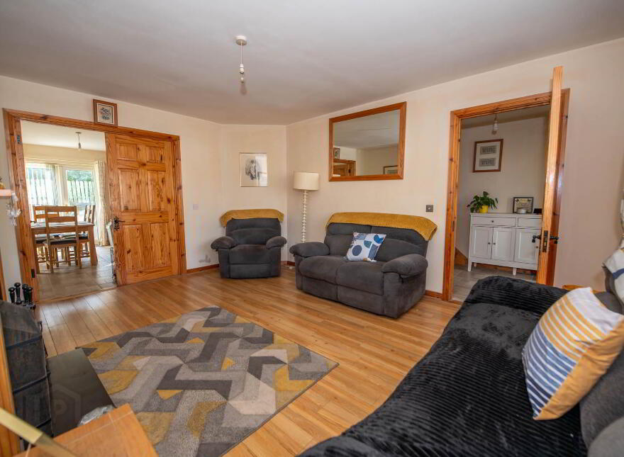 38 Beechwood Park, Convoy, F93X376