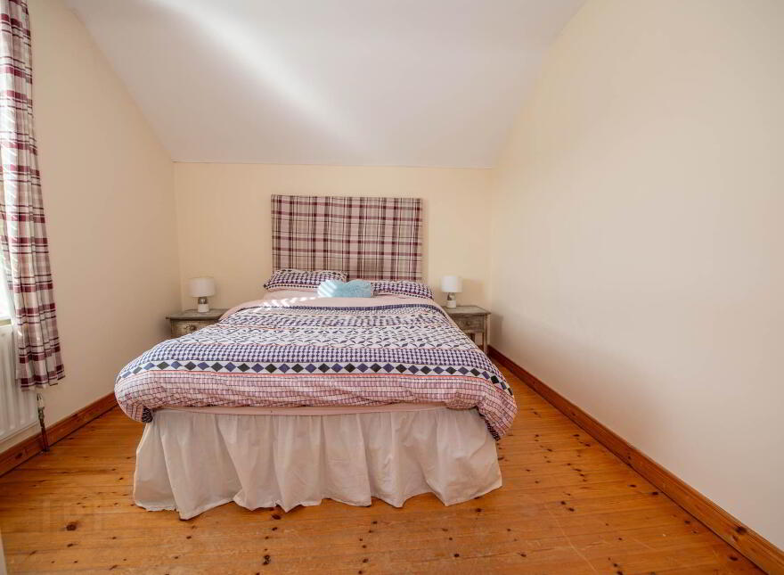 38 Beechwood Park, Convoy, F93X376