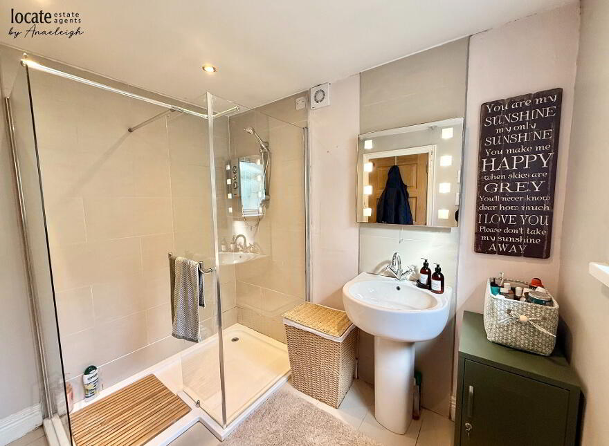 8 Glenabbey Cottages, Derry, BT48 8LP