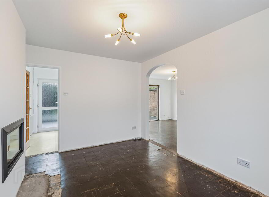 1 Shimna Close, Newtownards, BT23 4PE