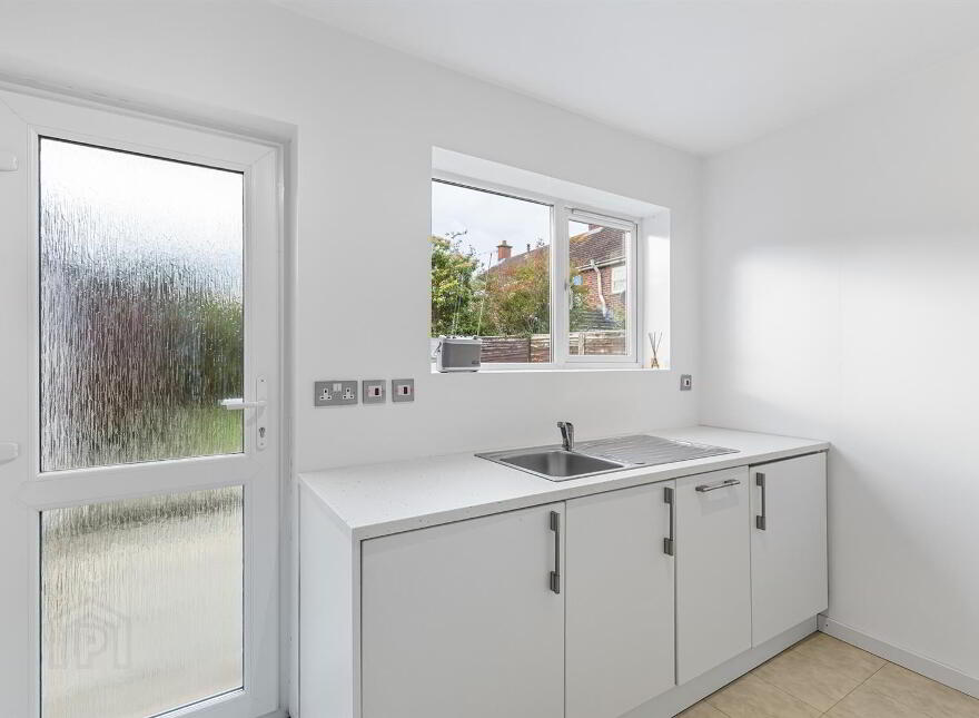 1 Shimna Close, Newtownards, BT23 4PE