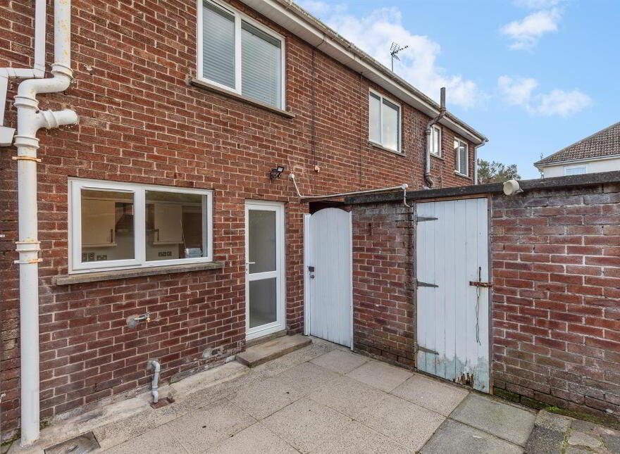 1 Shimna Close, Newtownards, BT23 4PE