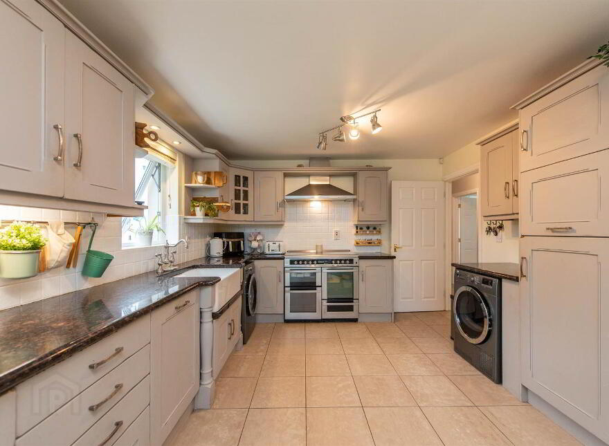 18 Drum Manor, Dromara, BT25 2JF