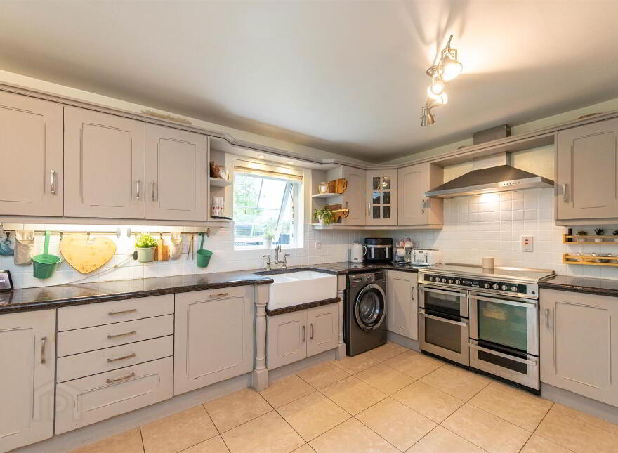 18 Drum Manor, Dromara, BT25 2JF