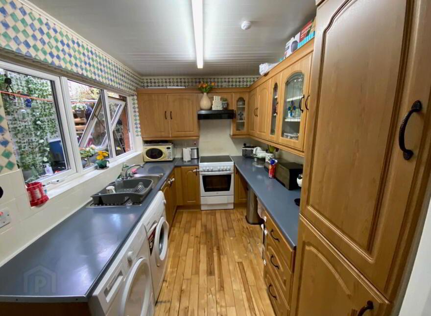 30 Hatton Drive, Belfast, BT6 9BD