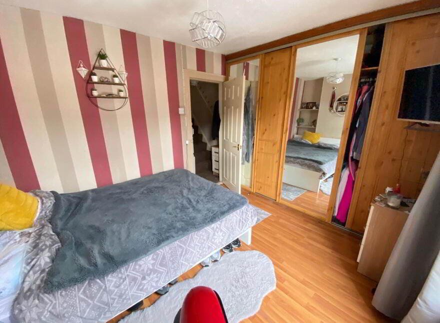 30 Hatton Drive, Belfast, BT6 9BD