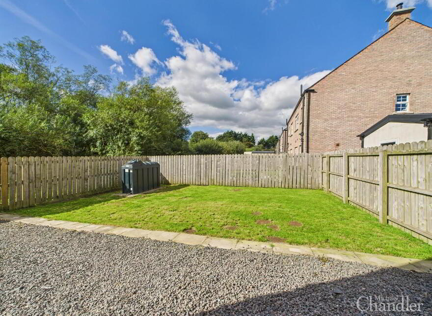 10 Moss Lane, Ballynahinch, BT24 8FE
