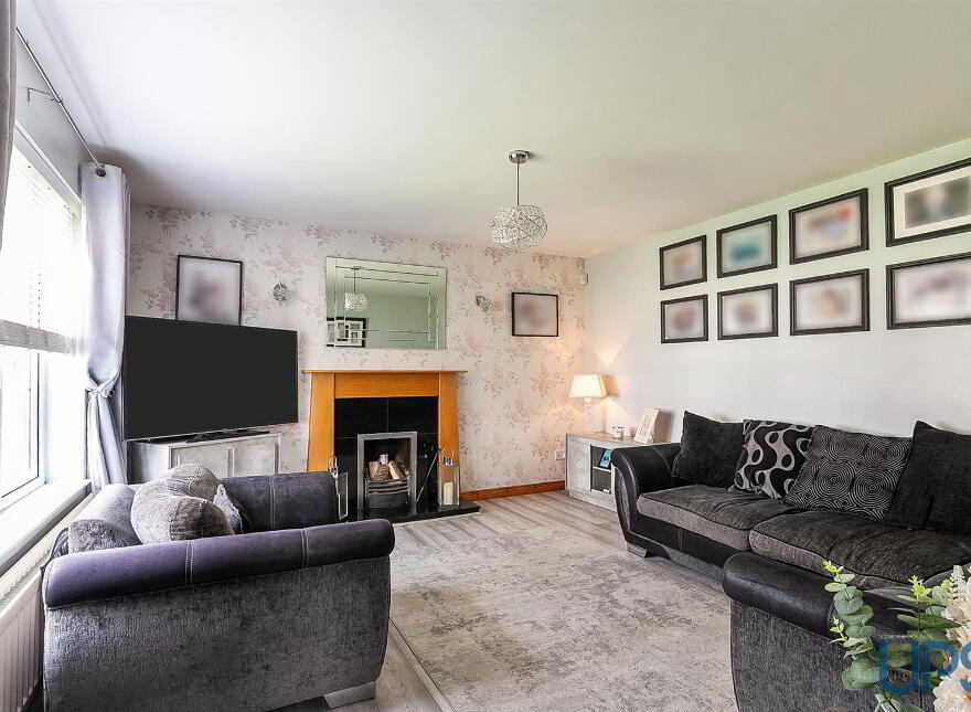 79 Lagmore Glen, Stewarstown Road, Belfast, BT17 0WJ