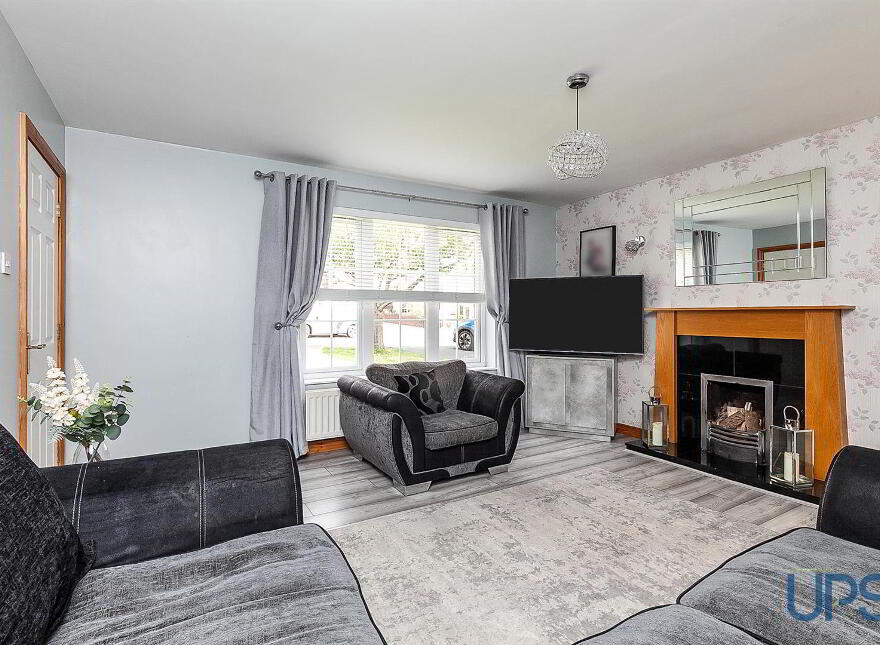 79 Lagmore Glen, Stewarstown Road, Belfast, BT17 0WJ