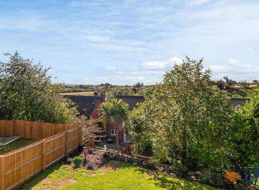 79 Lagmore Glen, Stewarstown Road, Belfast, BT17 0WJ