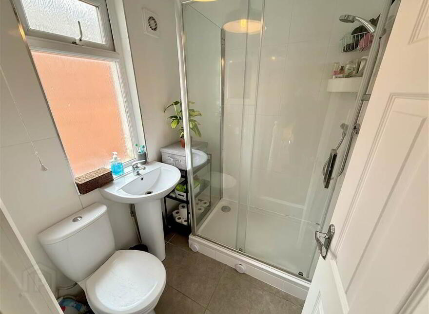 74 Hatton Drive, Belfast, BT6 9BD