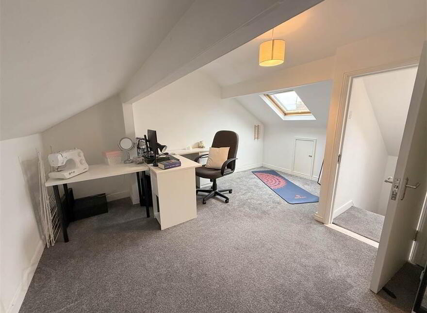 74 Hatton Drive, Belfast, BT6 9BD