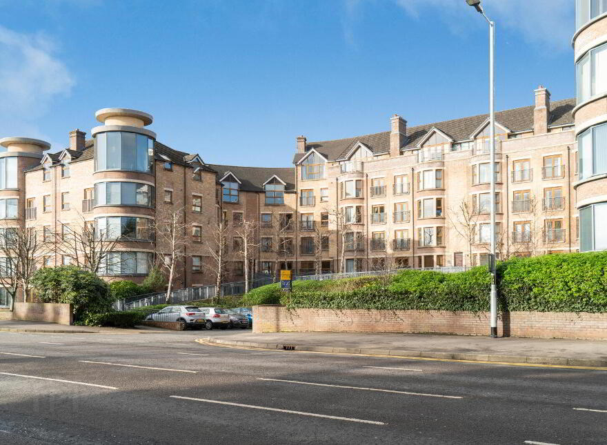 Apartment 53 Park Royal, 841b Lisburn Road, Belfast, BT9 7GY photo