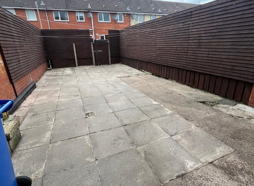 15 Dover Street, Belfast, BT13 2EB