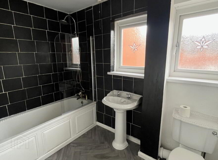 15 Dover Street, Belfast, BT13 2EB