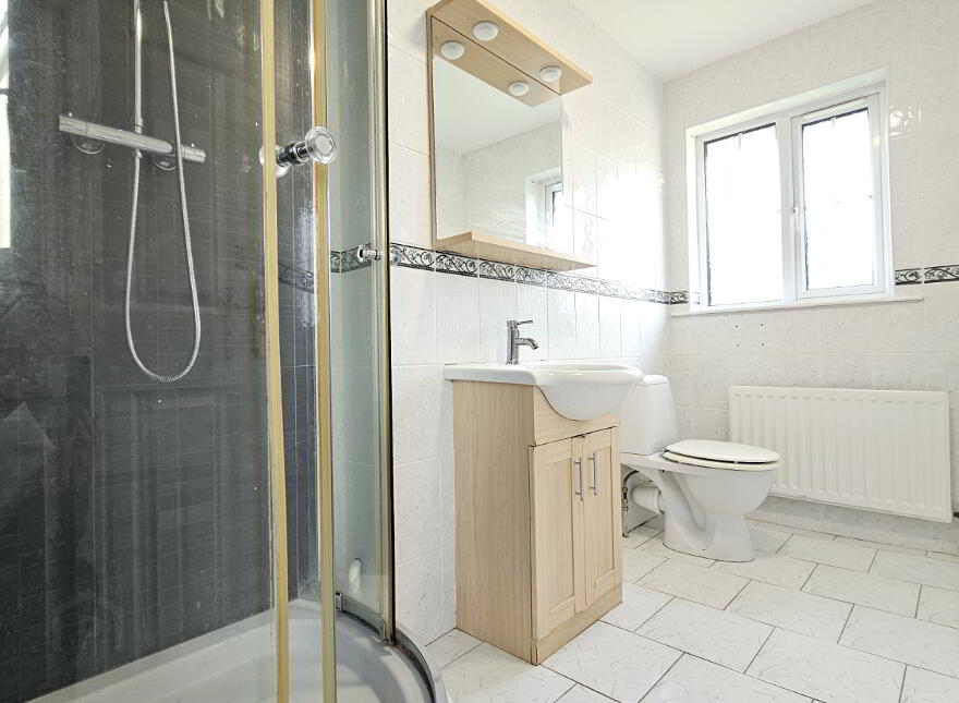 25 Carnbeg Avenue, Antrim, BT41 4RG