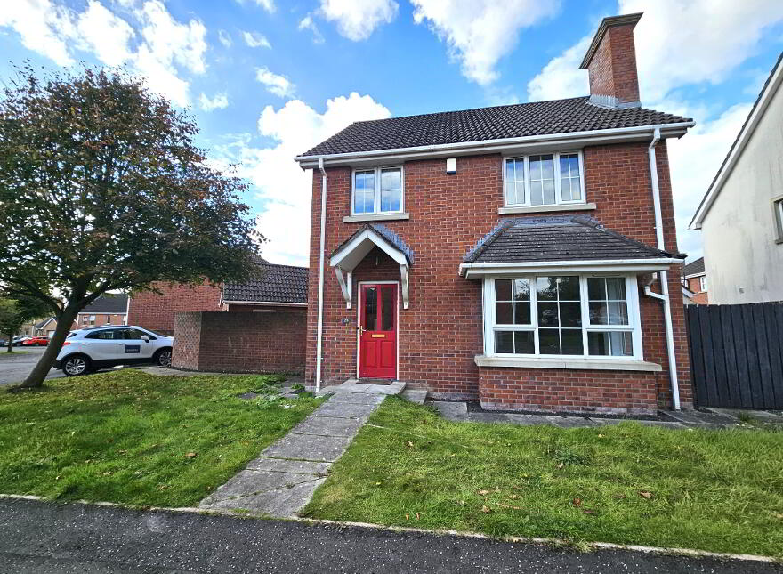 25 Carnbeg Avenue, Antrim, BT41 4RG photo