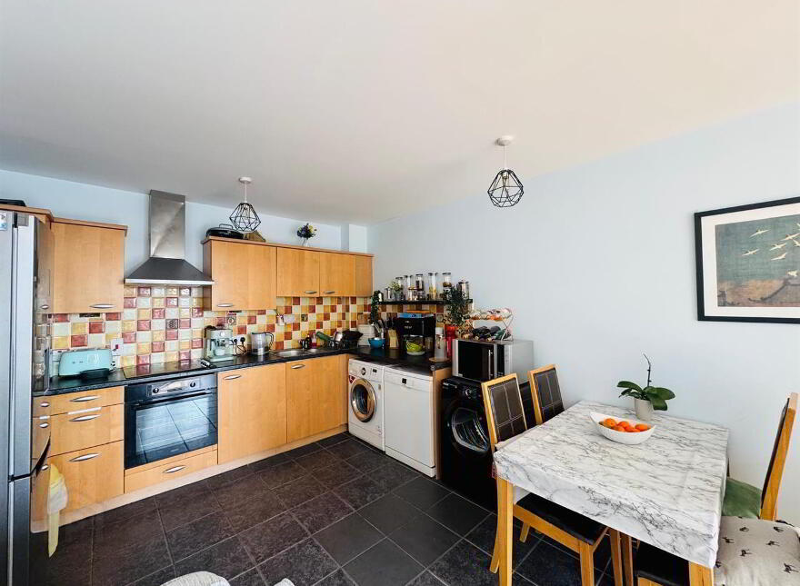403 Clipper Quay, Derry, BT48 7NR