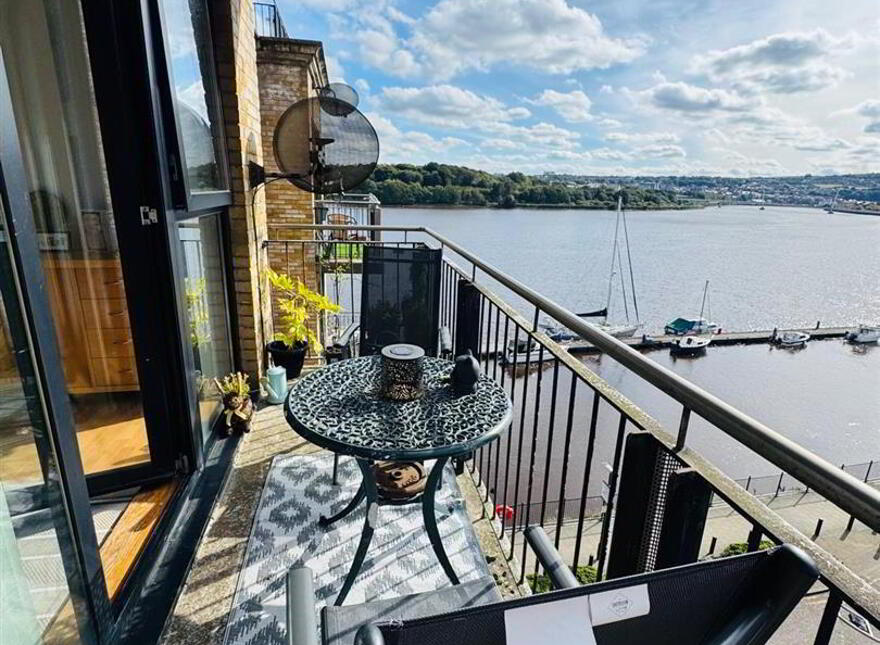 403 Clipper Quay, Derry, BT48 7NR