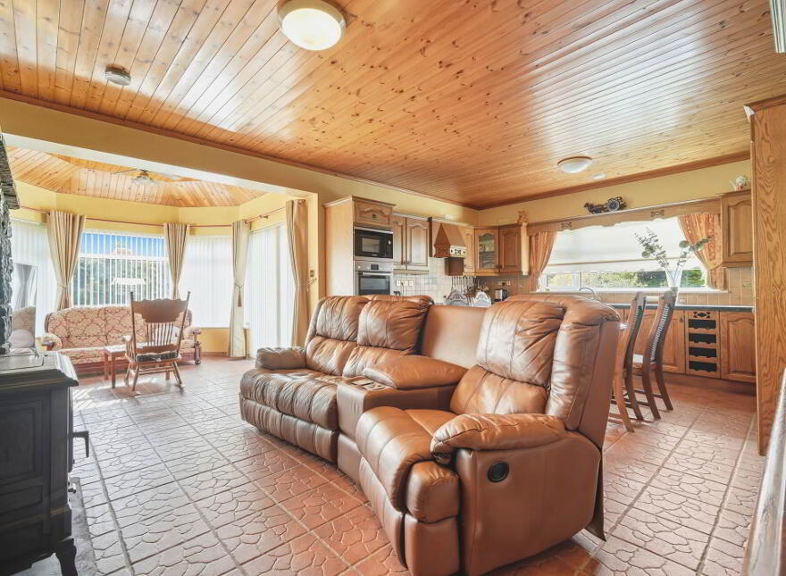 Arcadia, Carnakib, Ower, Headford, H91K0TV