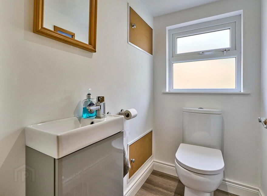 46 Seacliff Road, Bangor, BT20 5EZ