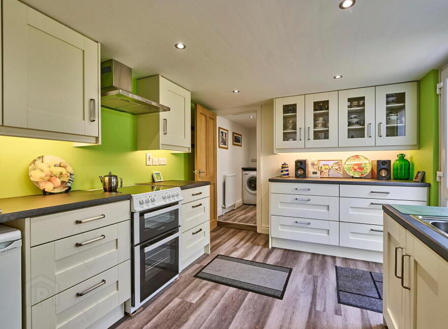 46 Seacliff Road, Bangor, BT20 5EZ