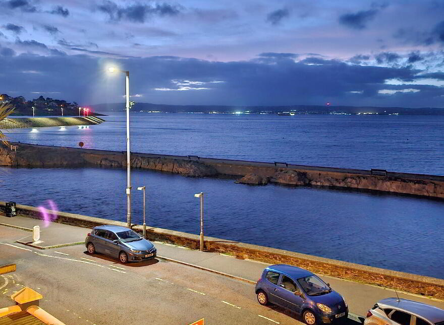 46 Seacliff Road, Bangor, BT20 5EZ