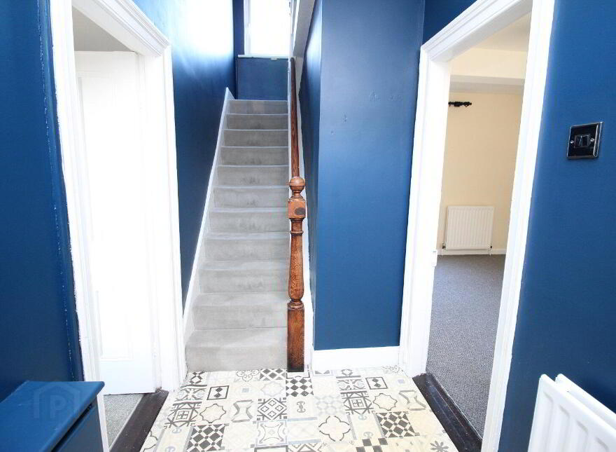 3 Antrim Road, Lisburn, BT28 3AB
