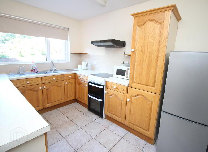 3 Antrim Road, Lisburn, BT28 3AB