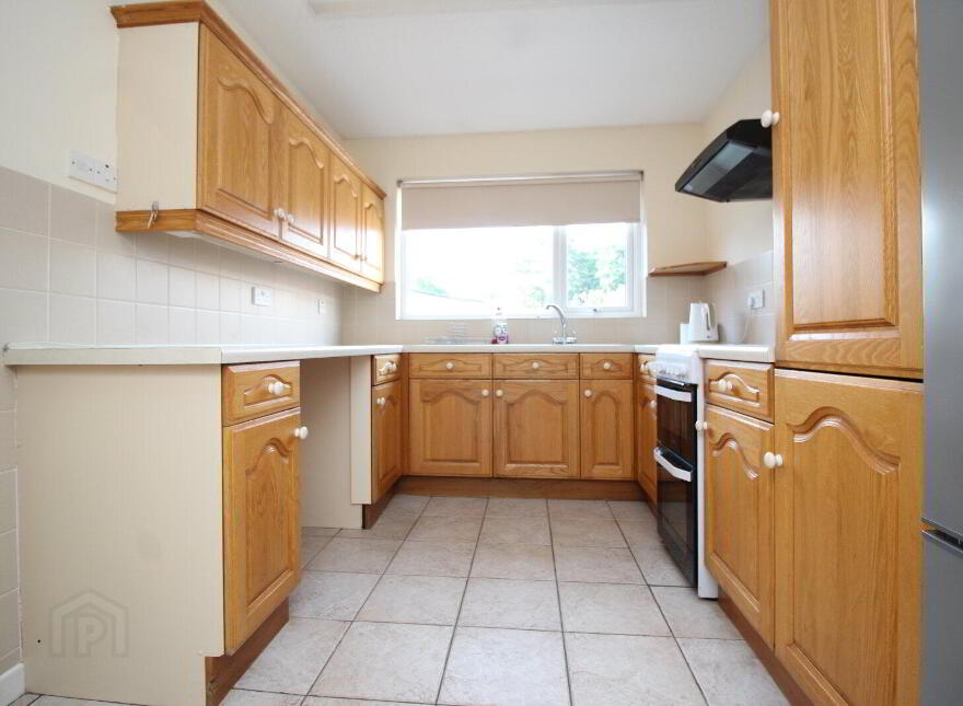 3 Antrim Road, Lisburn, BT28 3AB