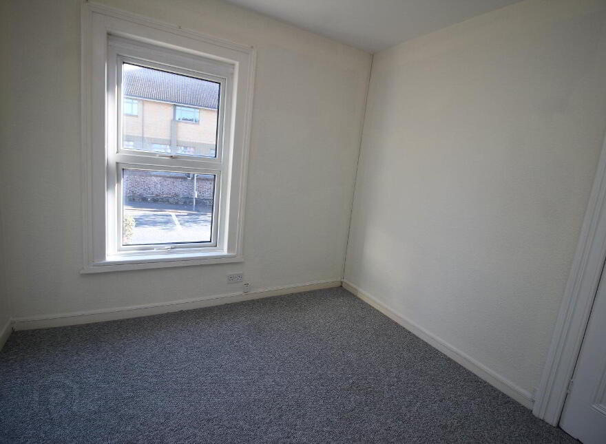 3 Antrim Road, Lisburn, BT28 3AB