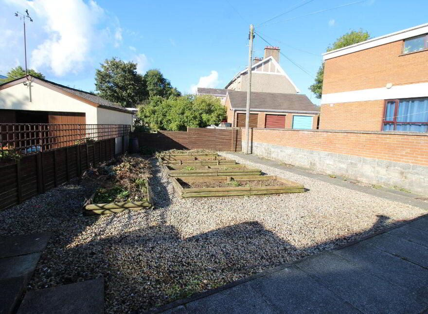 3 Antrim Road, Lisburn, BT28 3AB