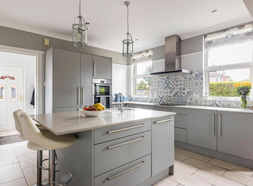 156 Groomsport Road, Ballyholme, Bangor, BT20 5PF