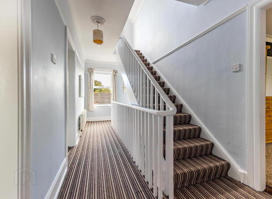 156 Groomsport Road, Ballyholme, Bangor, BT20 5PF