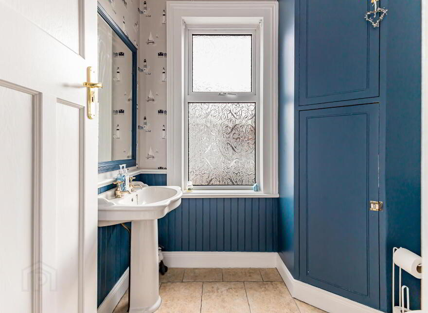 156 Groomsport Road, Ballyholme, Bangor, BT20 5PF