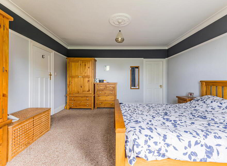 156 Groomsport Road, Ballyholme, Bangor, BT20 5PF