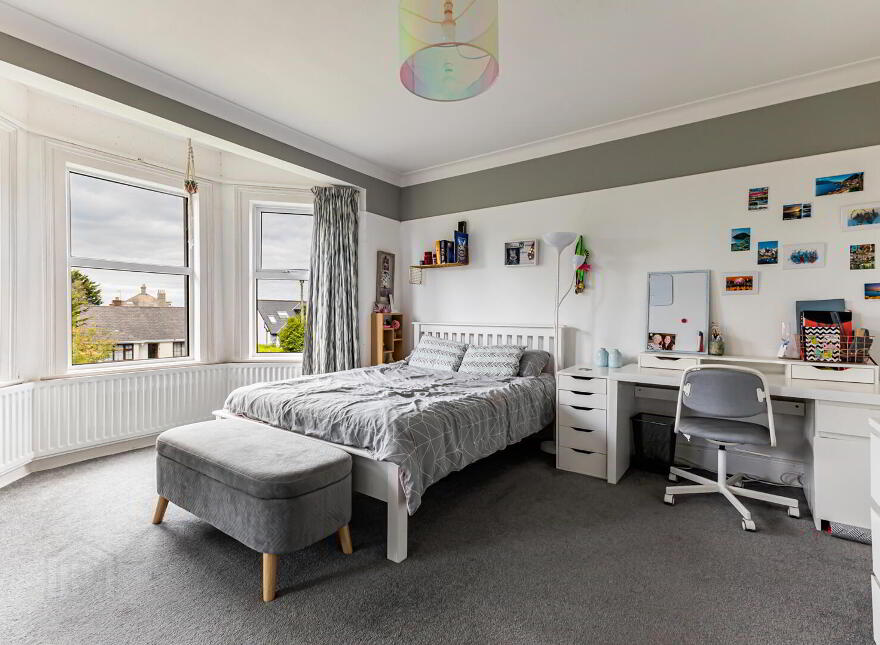 156 Groomsport Road, Ballyholme, Bangor, BT20 5PF