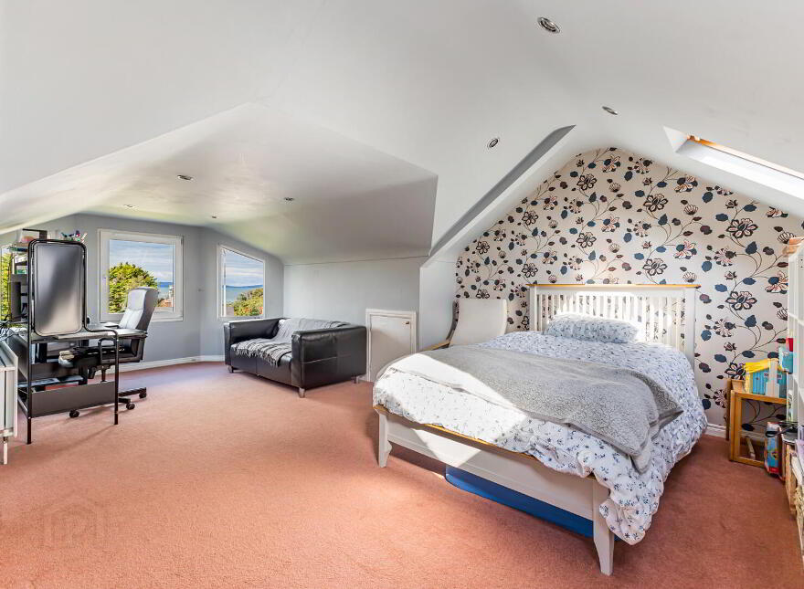 156 Groomsport Road, Ballyholme, Bangor, BT20 5PF