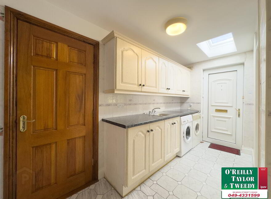 2 Carrickfern, Cavan, H12FH27
