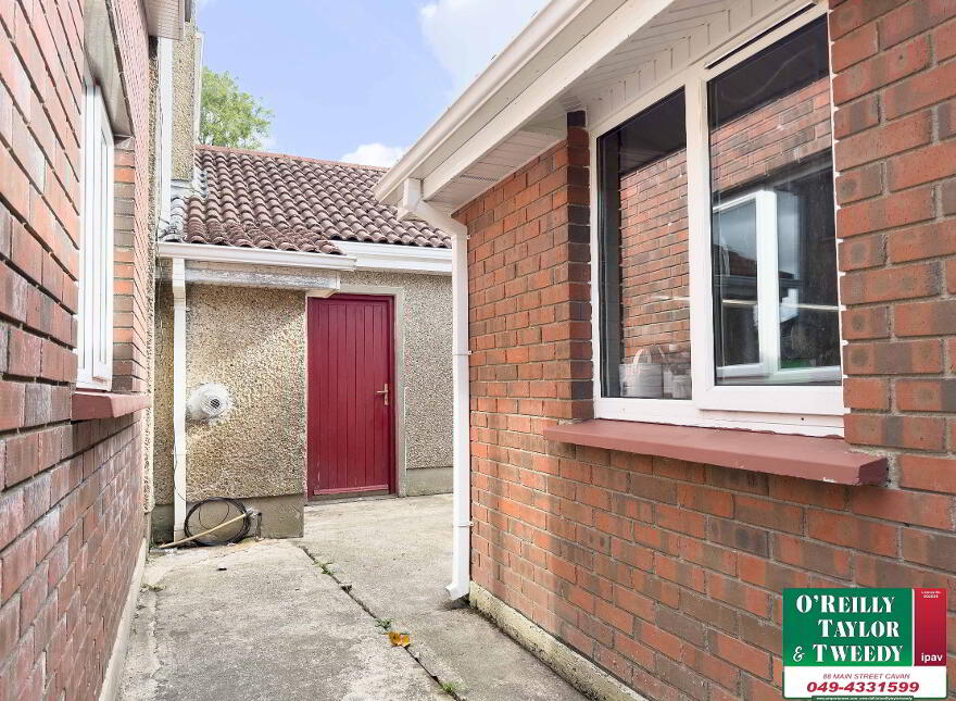 2 Carrickfern, Cavan, H12FH27