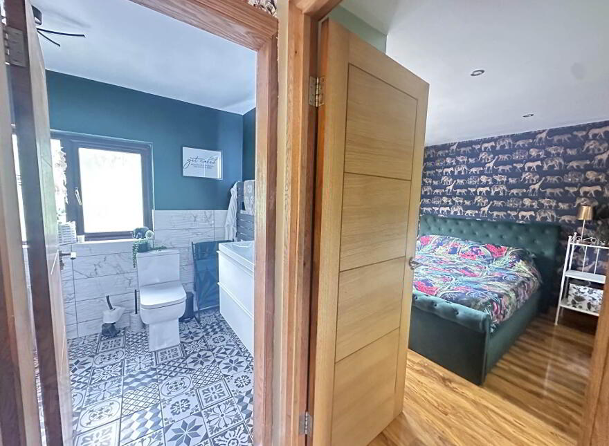 12 Glenvale Park, Larne, BT40 3EZ