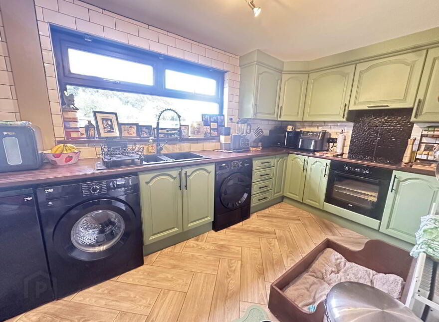 12 Glenvale Park, Larne, BT40 3EZ