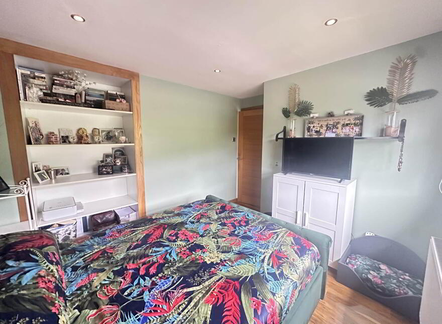 12 Glenvale Park, Larne, BT40 3EZ