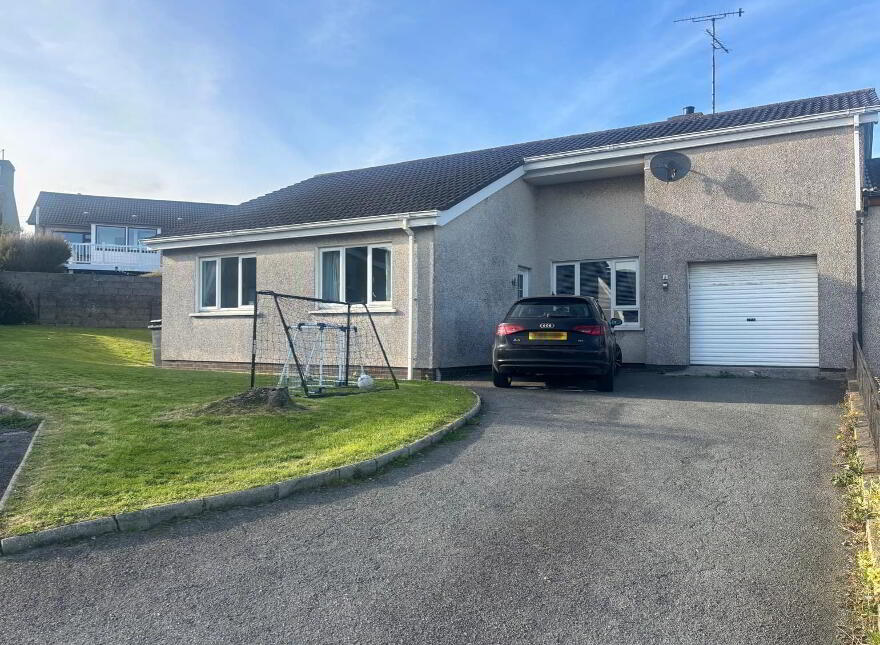 6 Carragheen Drive, Annalong, BT34 4TG photo